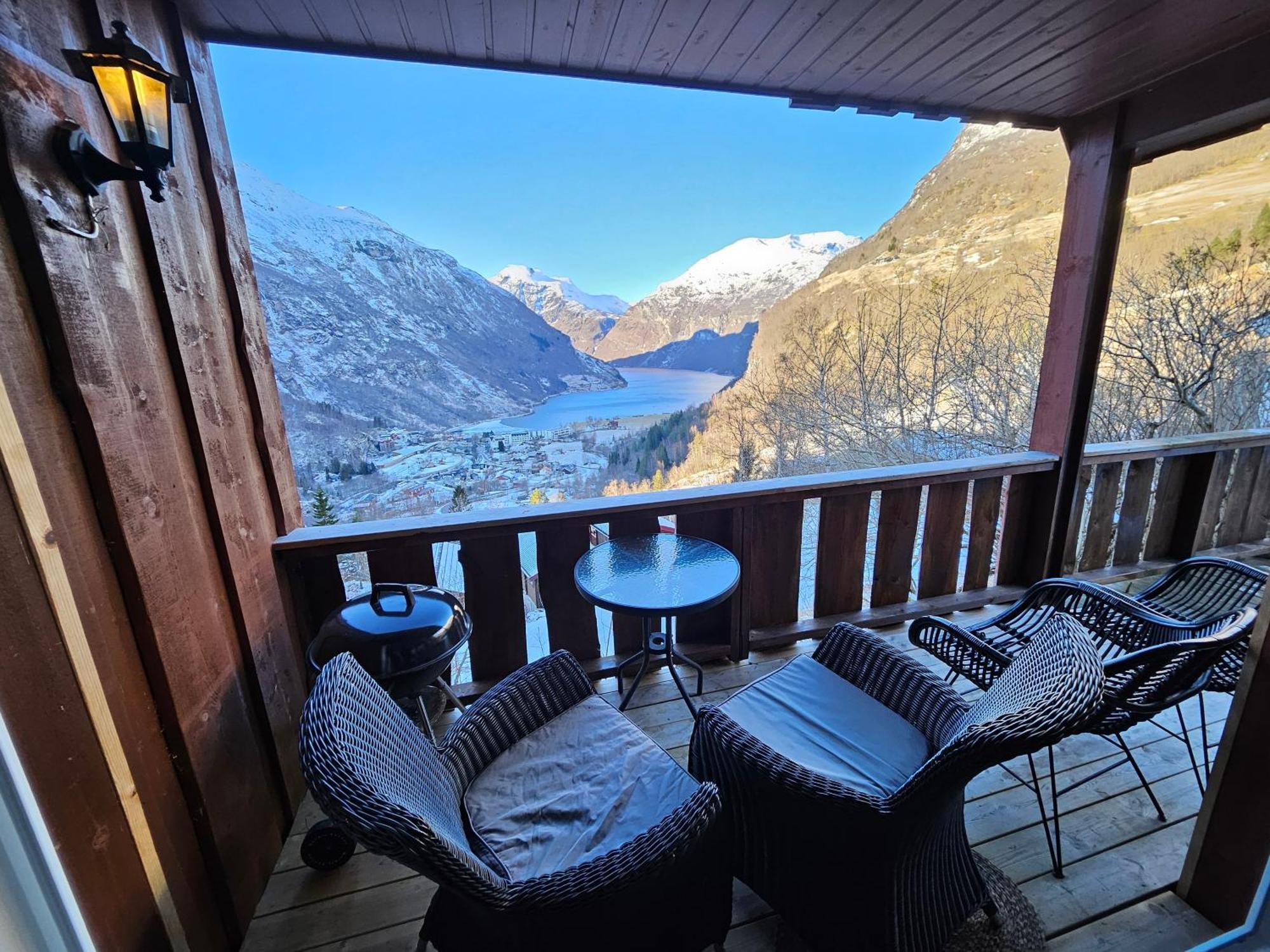 Fossen Camping Geiranger Exterior foto